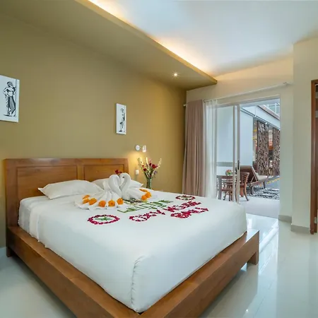 Oxy House Bali Hotel