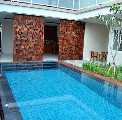 Oxy House Bali 2*