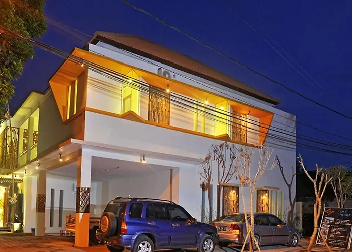 Hotel Oxy House Bali 2*